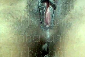 Masturbation with a plug in her ass, hot aninha