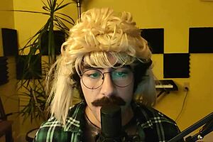 For a gay porn video of Italian male and dirty talk…