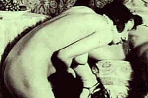 Vintage fucking and hairy pussies: A black and white MILF adventure