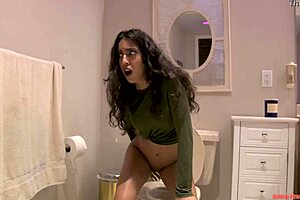 Lesbian babe and friend having enemas & pussy licking