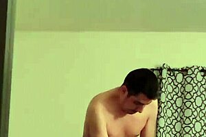 Old man gay amateur Nickhampton likes to fuck ass