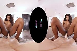 African ebony babe Amari enjoys teasing on cam posing taking the cowgirl position in virtual reality canvas