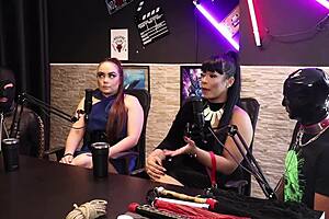 Sensualcast is a BDSM queen who heavily enjoys anal play with two naked babes, Puau and Peito