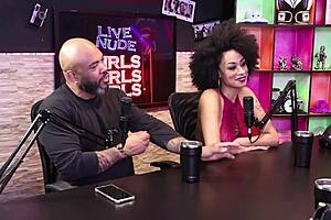 her dream to become a queen with oral and assfucking scenes