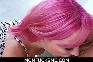 SEXY STEPMOM SIRI DAHL BLOWJOB FAME ON INTERNET READY FOR ANOTHER VIDEO