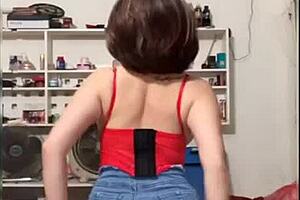 Hot Girl Dancing Bingo Performance