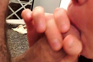 She cums twice, first in pussy then mouth 😏💦