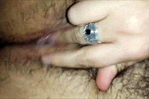 Fat milf rubs her hairy muff solo 😈