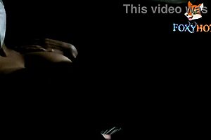 sali a un bar de fiesta y aproveche para tocarme y masturbarme en el uber