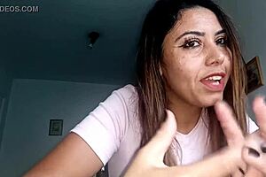 Latina Actress Sarah Rosa Disapproves Of Horny Men In Reality Vlog