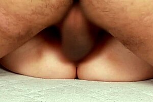 I lov fucking my shaved pussy houswife