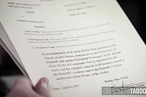 블론드 젊은 여자 18+ 극한 펠라에 금지 페미돔 트위스트