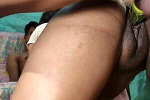 О боже, не верю, что эта блондинка милф берет два члена в свою тугую пизду так жестко... шати хатун, ханиф пк, шапан праманик рокают!