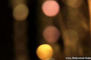 Seductress Indian Milf Dancer Strips Nude