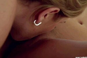 anna masturbates with lesbian friend simone using toys