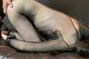 looner humps balloons while masturbating topless