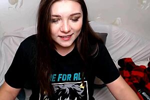 Cute solo girl masturbates with vibrator on her pussy and ass