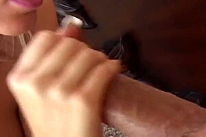 Hey, this MILF's doggystyle cum facial is epic 😍