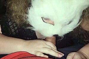 Chubby fox pounded in car back