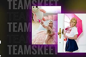 Adriana Sephora and Christie Stevens enjoy licking