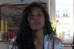 Sexy Columbian babe with hairy pussy fingers herself outdoors in the afternoon sun