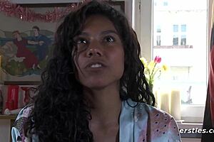 Sexy Columbian babe with hairy pussy fingers herself outdoors in the afternoon sun