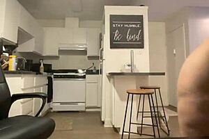 Maria bonita loves hanging out in compton