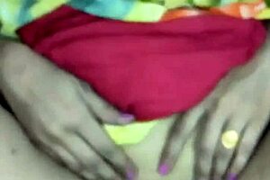 indian bhabhi receives desi land and shares experience