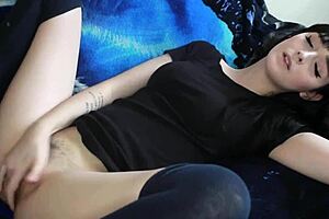 innocent petite 18+ girl has a big orgasm with toys