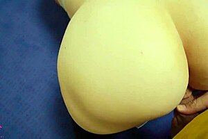 Babe In Leggings Kneads Tight Pussy With Dick