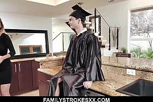 Kenzie Taylor's Sultry Reward Blowjob