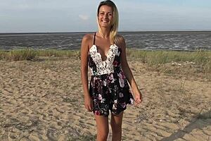 Lylou craves sudden hard sex right now 😍