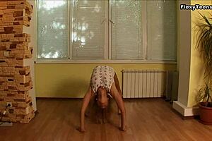 russian alla klassnaja stretches naked in bridges, showing her flexible body 😍