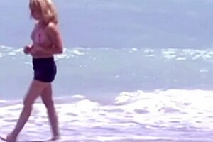 Bikini Amateurs Get Wild Sucking and Licking Cock