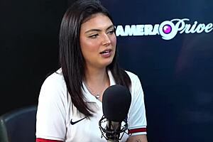 Clara Wellen questions if oral pleasure is cheating