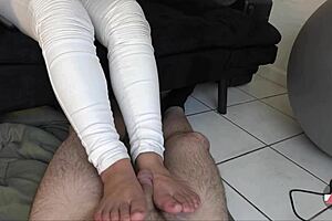 Incredible pre cum footjob with sexy toes