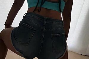 khalessi 69 shares some vertical videos for latina amateurs