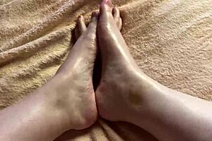 Intriguing Oiled BBW Feet Soles and Toes Displayed Beautifully