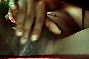 jacqueline's ebony fingering session 😍