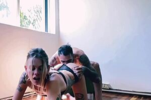 Hot couple enjoys big cock oral