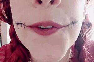 Argentine Redhead Shyyfxx Demands Cum For Halloween Favors