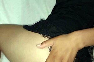 Latam amateur sucks and fucks her poon