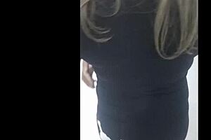 i filmed wife sitting on my big black cock and she squirted