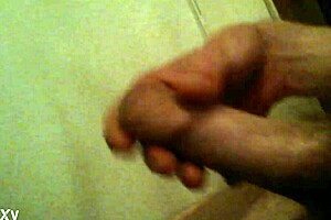 Cock masturbation leads to grosse ejaculation cumshot