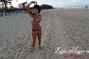 passeio na praia e acabei chupando e dando meu cuzinho para meu marido