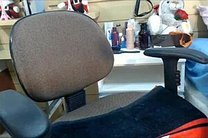 Hey, that blonde amateur is so naughty