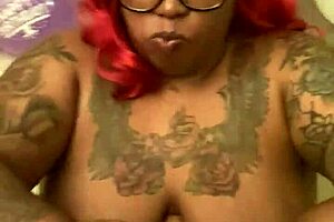 Hazelnutxxx celebrates her 33rd birthday