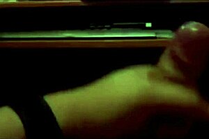 simple amateur masturbation session