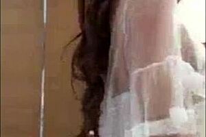 Intriguing vietnamese babe in live webcam show