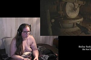 The brunette bbw plays Resident Evil naked on the ranch
